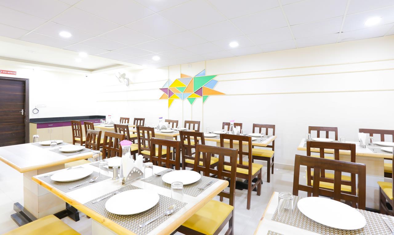 ทรีโบ โฮเต็ล เวิลด์ทรี เบลลาดูร์ Hotel บังกาลอร์ ภายนอก รูปภาพ