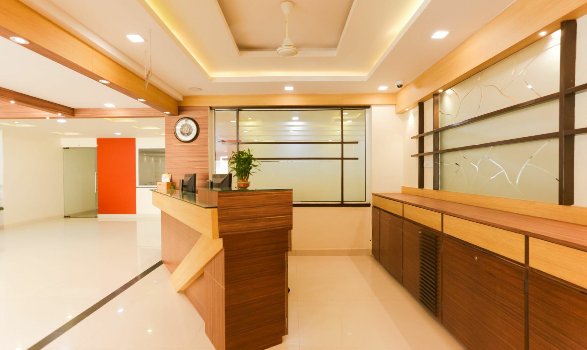 ทรีโบ โฮเต็ล เวิลด์ทรี เบลลาดูร์ Hotel บังกาลอร์ ภายนอก รูปภาพ